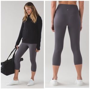 Lululemon Carbon Grey Align Cropped Leggings 19”
